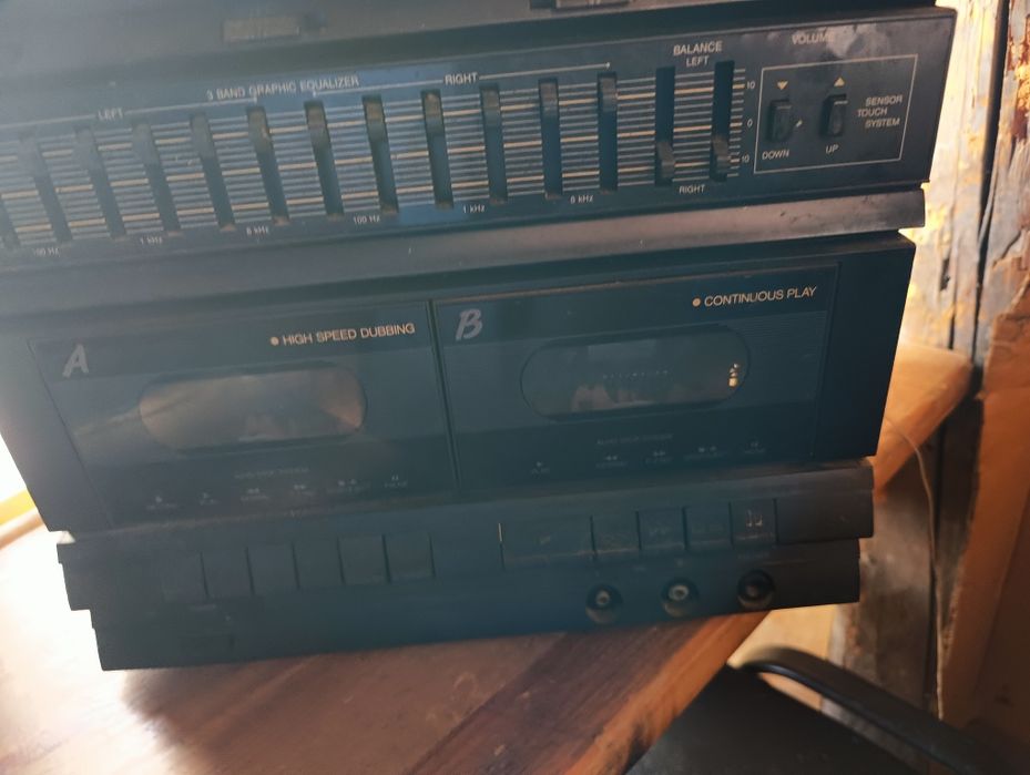 Wieża z patefonem + 2 kolumny