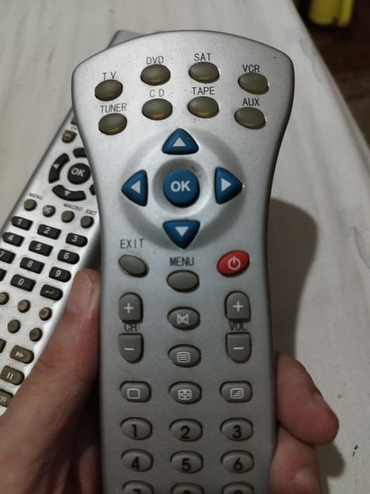 Comando Universal 4 euros64740799949315123