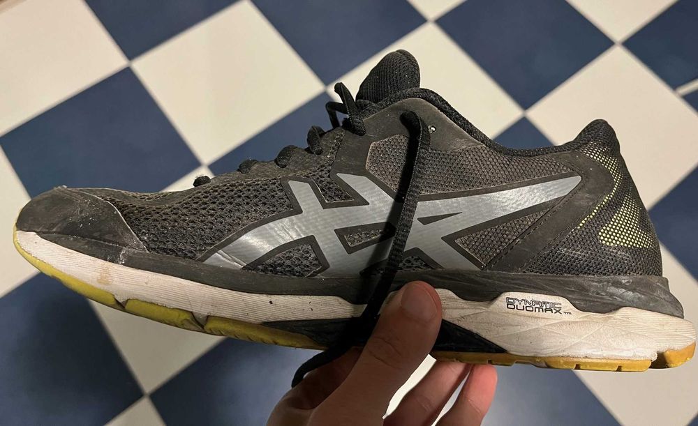Asics Running Dynamic Duomax em bom estado