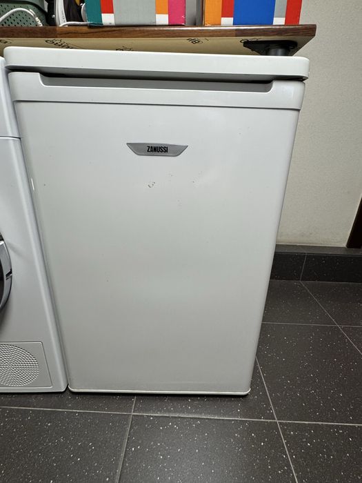 Lodówka używana mała