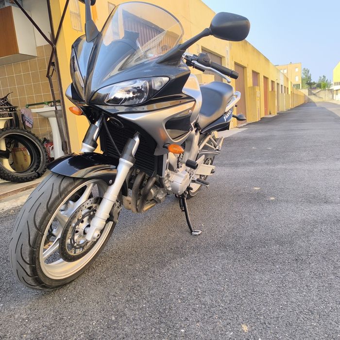 Yamaha Fazer600 e Suzuki RMZ450 2010 para venda