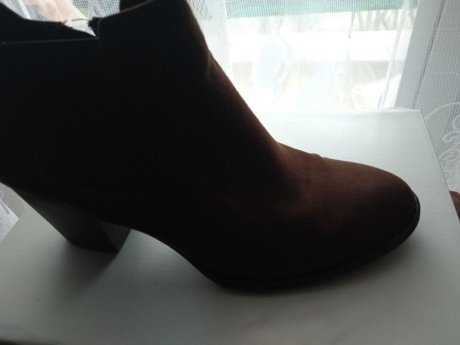 Botki,      szablety