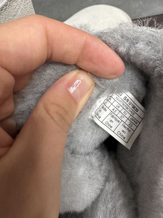 UGG нові , оригінальні Уггі , модель KAREL GREY VIOLET