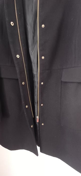 Sobretudo preto Stradivarius L – casaco comprido