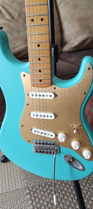 Gitara elektryczna Squier