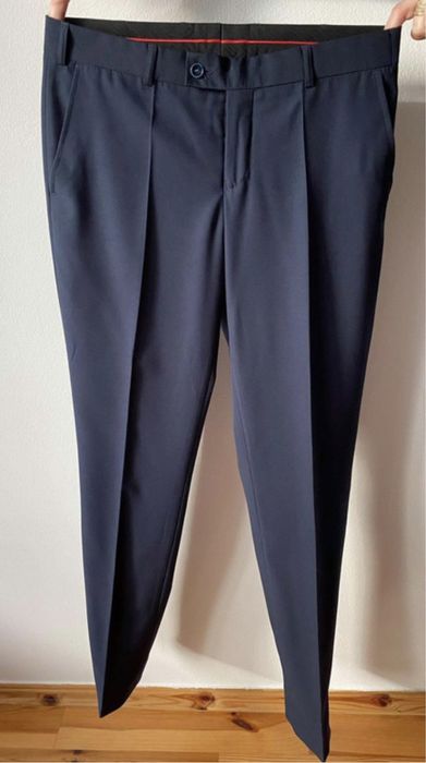 Garnitur męski granatowy