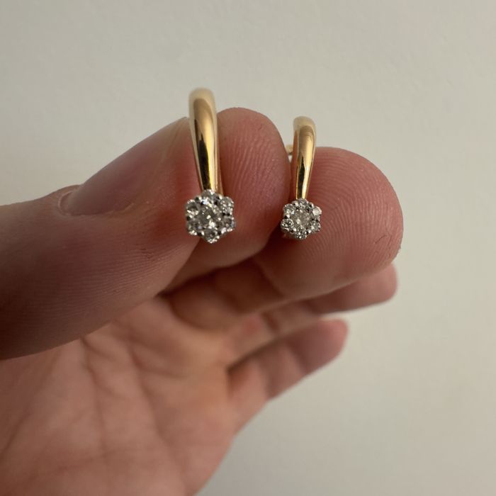 Золоті сережки з діамантами