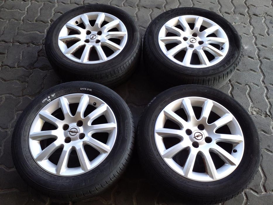 Jantes Opel R16 Com Pneus 205/55 Furação 5X110