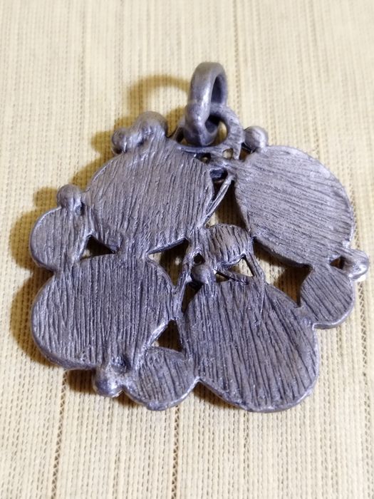 Wisiorek "Mozaika"/ Metaloplastyka plus imitacja bursztynu/ Nowy