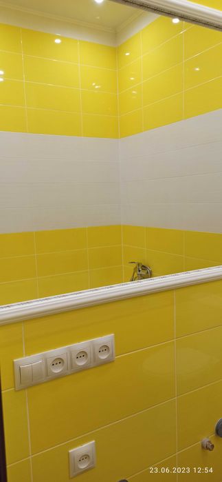 Продаётся 2-х комнатная квартира (сталинка) на Артёме.: 38 500 ...