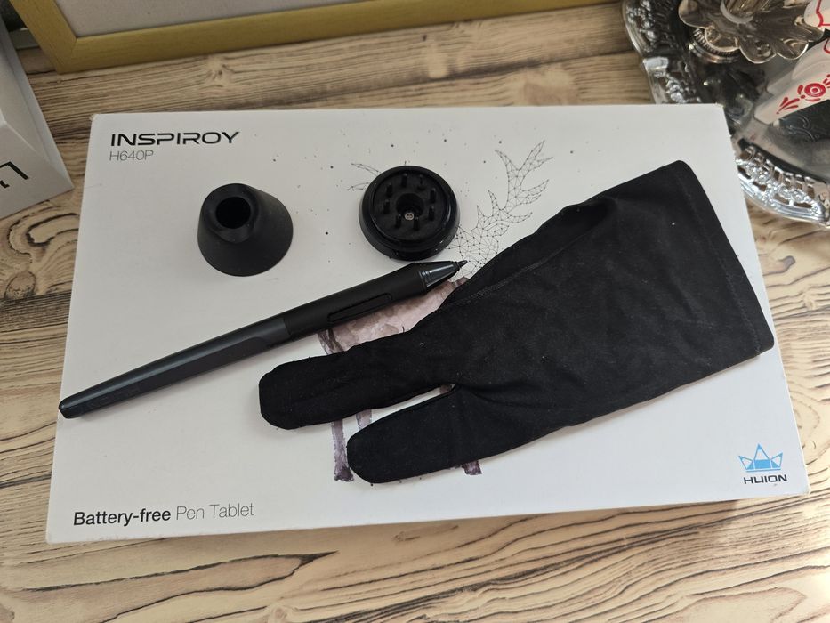 Графічний планшет Huion H640P