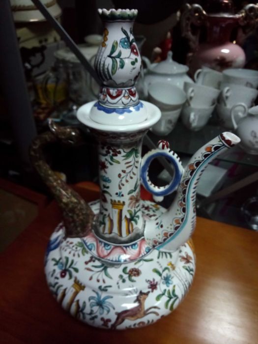 Lindo jarro decorativo  Pintado a mao  "Berardos" SCARL Séc. XVII