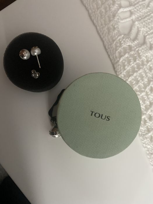 Brincos perolas da tous