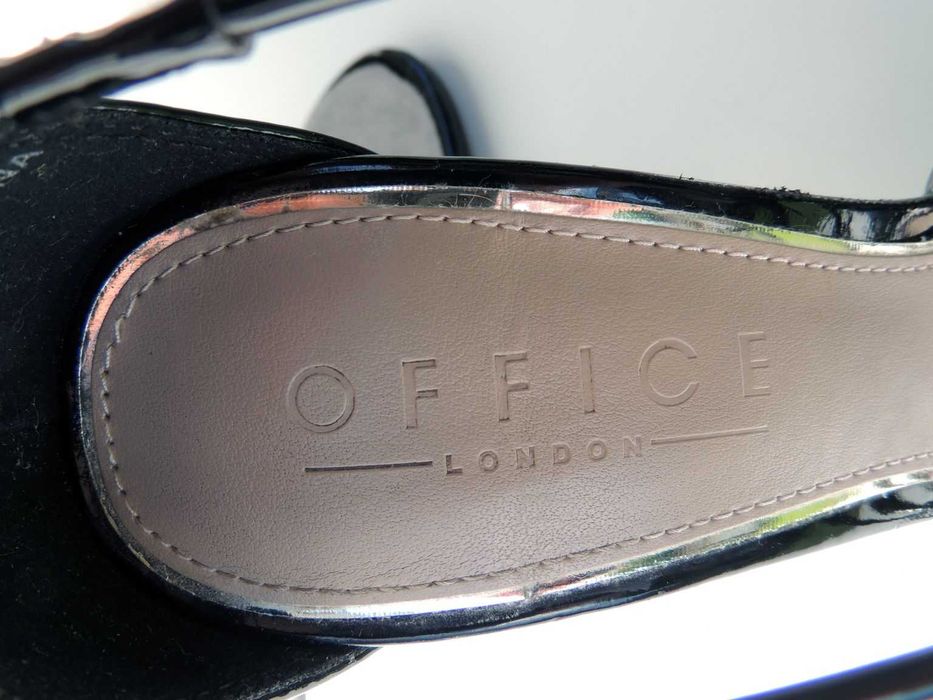 SEKSOWNE ubierające nogę *OFFICE* roz 38