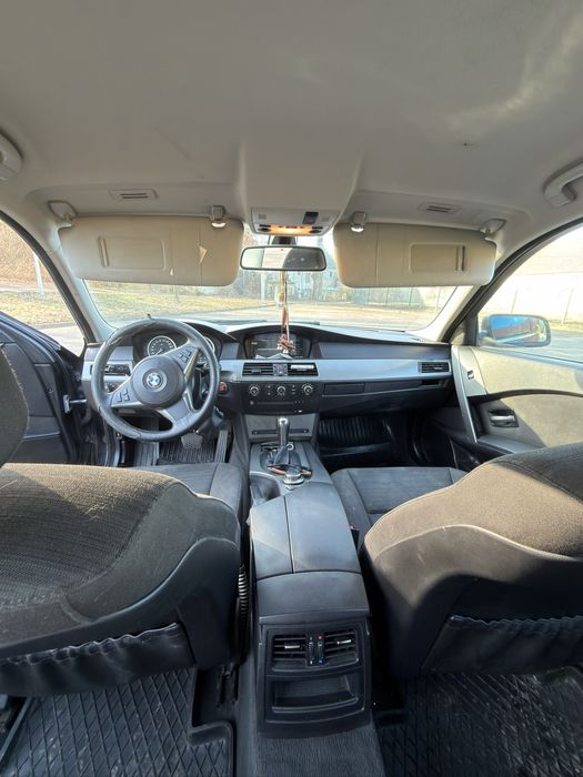 BMW E61 2.0 163km/duża navi/xenon/automatyczne wycieraczki/pdc