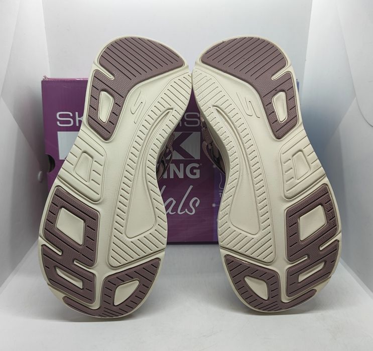 сандалии 26 27 27,5см босоножки Skechers Max Cushioning  оригинал