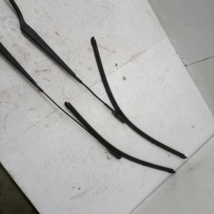 Braços das escovas frente - BMW X6 (E71, E72) | 07 - 14