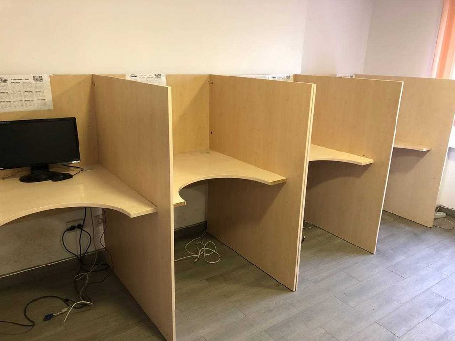 Офісні меблі для кол-центру