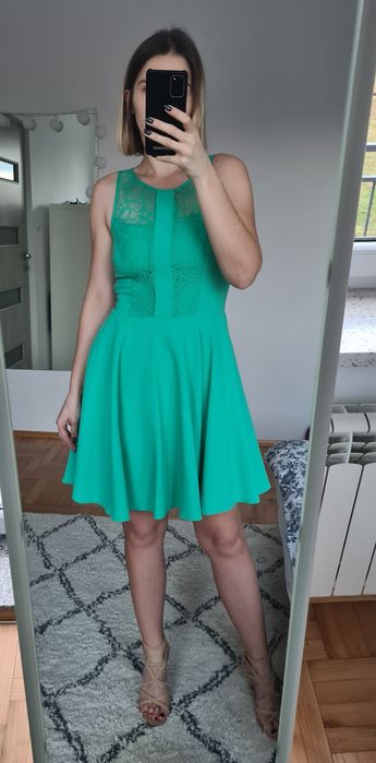 Zielona sukienka z koronką na studniówkę/wesele Mohito 36