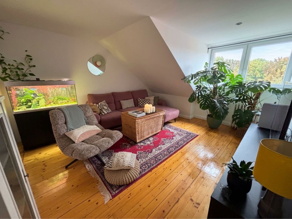 Mieszkanie 4 pokoje balkon spiżarnia strych
