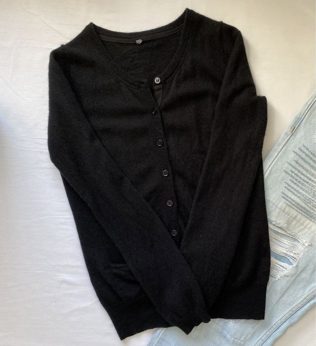 Чорний кардиган