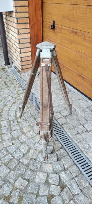 Stojak statyw geodezyjny drewniany, skóra. Antyk