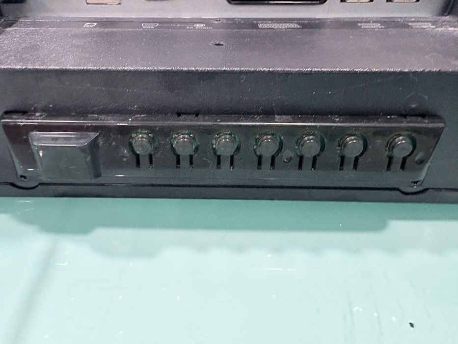 Televisão SEiZO 32 LED 3x HDMI USB VGA [21]