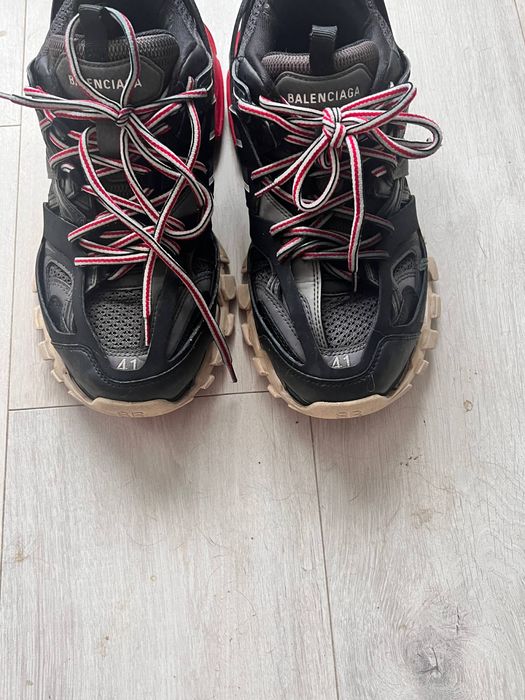 Balenciaga track 1