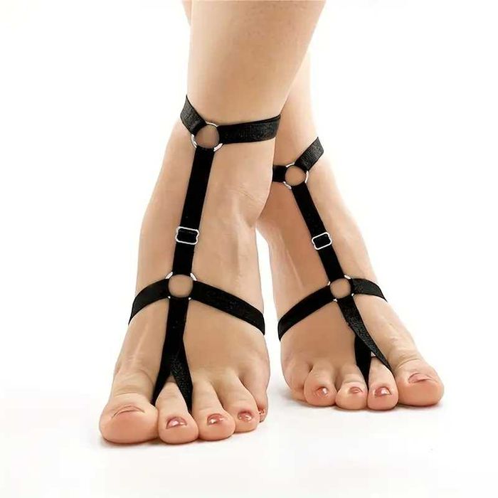 Черный эластичный ремешок на щиколотку