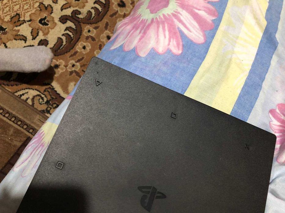 Ps4 PRO с одним джойстиком