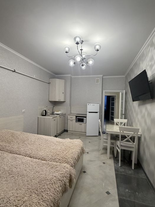 Простора 3-кімнатна квартира у Трускавці вул.Довбуша є відео