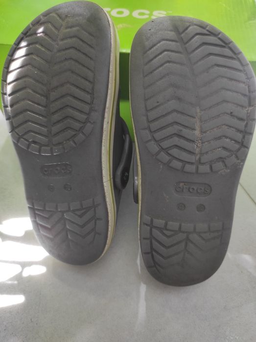 Klapki Crocs rozmiar 29, C12