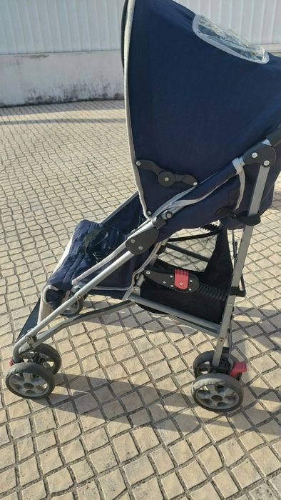 Carrinho de bengala criança - pratico, leve e em bom estado