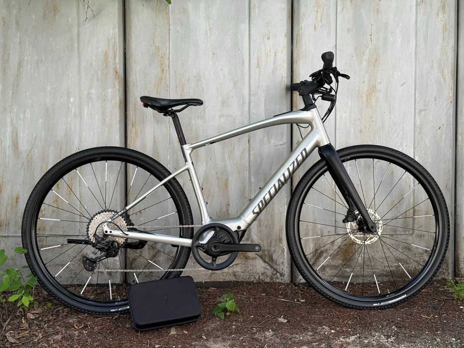 Електро Specialized Turbo VADO SL5.0 на Shimano Deore XT\DT Swiss + Амортизуюча вилка + зарядне