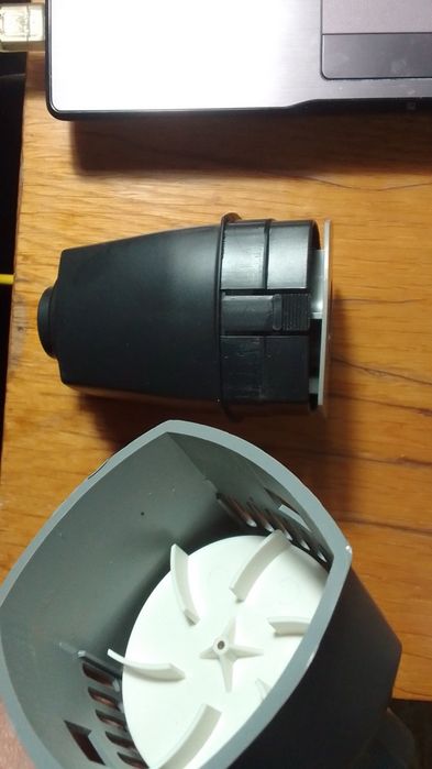 Автомобильный пылесос