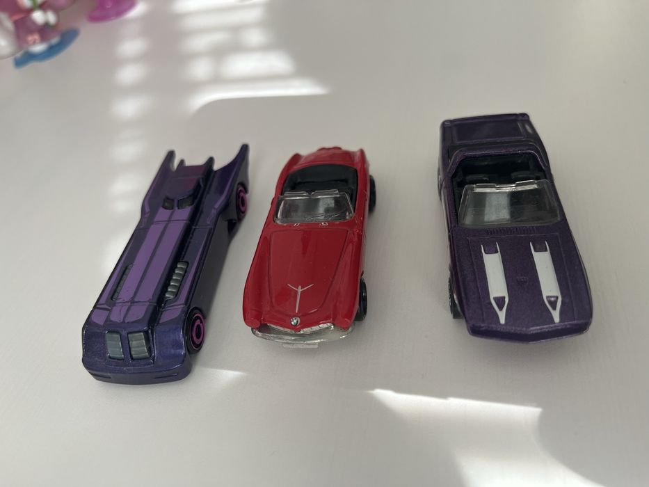 Машинки hot wheels