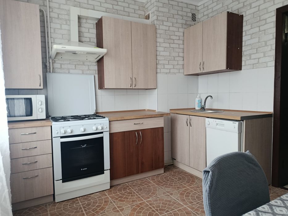 Продам двокімнатну квартиру