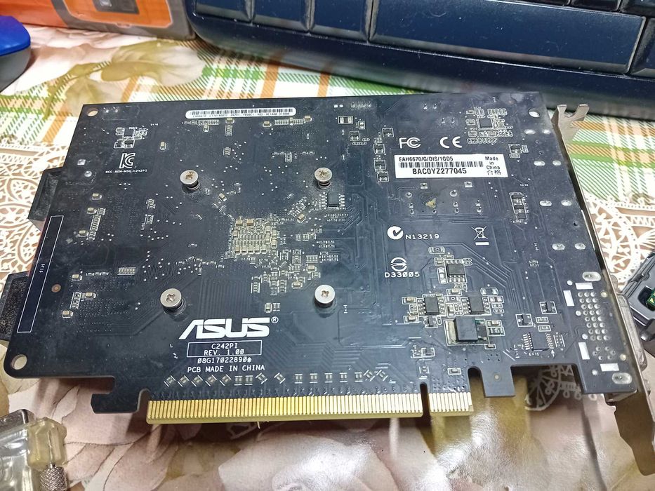 Відеокарта Asus 128bit