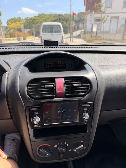 Opel Corsa 1.0 | 5 Portas | 174.567 km | Económico  Preço  negociável.