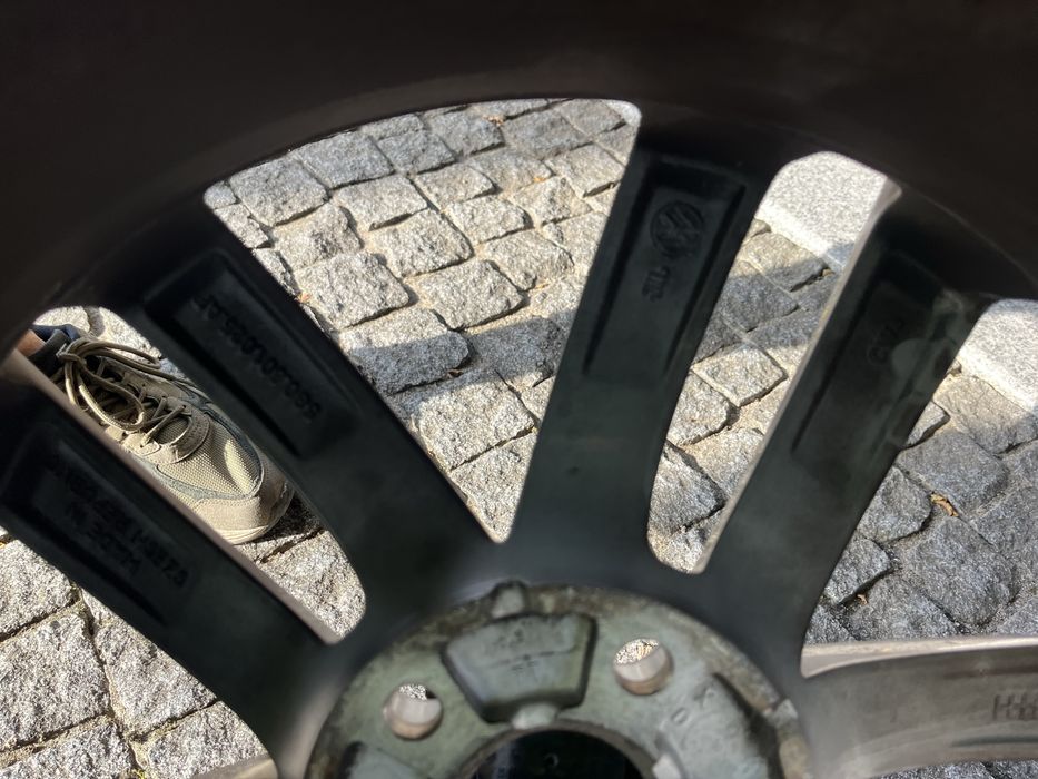 Jantes 18” 5x112 Originais VW Golf mk7 C/pneus