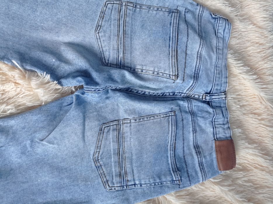 Джинси на хлопчика 158см