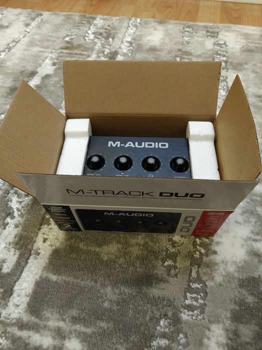 Аудіоінтерфейс M-Audio M-Track Duo новий