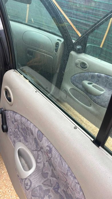 Ford Fiesta ano 97 -  800 euros
