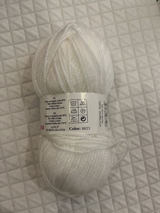 Lãs de tricô variadas