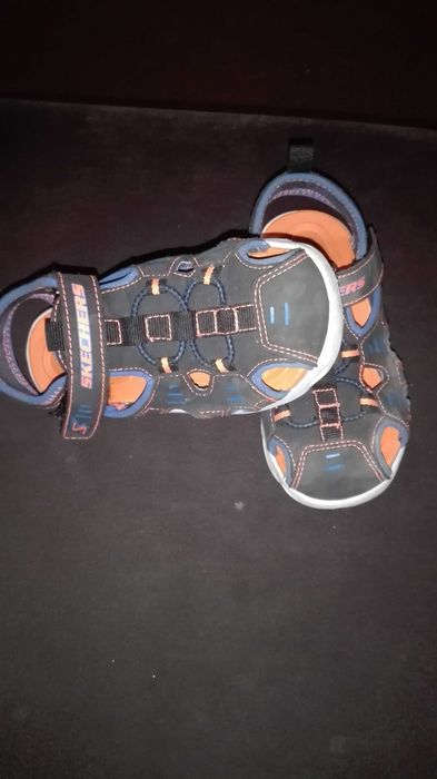 Sandalias Skechers 26