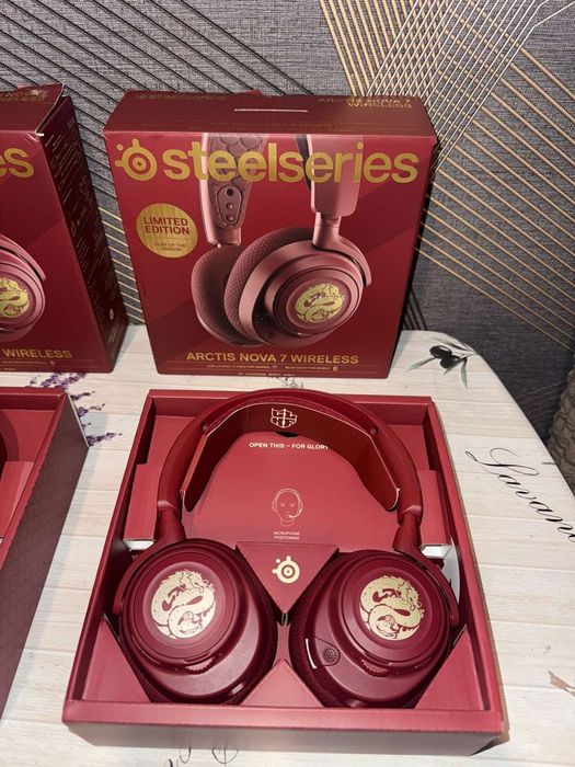 SteelSeries Arctis Nova 7 Wireless Dragon Edition