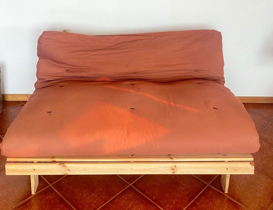 Sofá/cama fácil de montar
