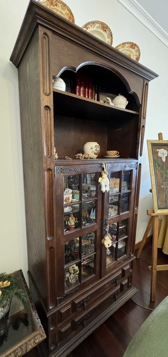 Móveis Clássicos Diversos - (vende-se em separado)