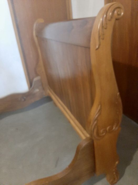 Cama de madeira maciça antiga estilo império