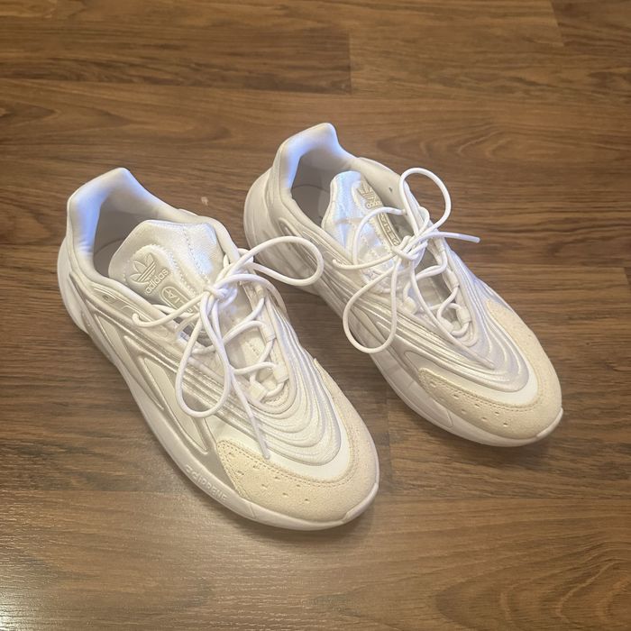 Кросівки Adidas Ozelia 8 розмір